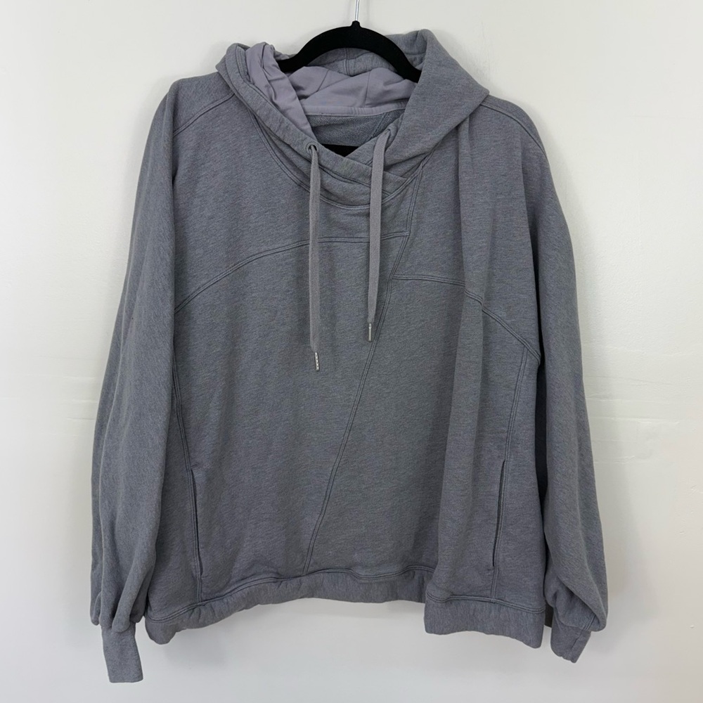 lululemon athletica Gray Women's Dolman Sleeve Hooded Sweater D28